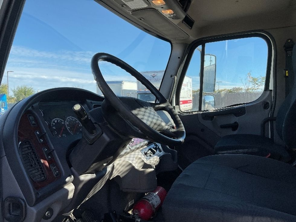 Flatbed Truck-Light and Medium Duty Trucks-Freightliner-2019-M2-Lansing-MI-158,805\n\t\tmiles-$ 46,000 - Image 12