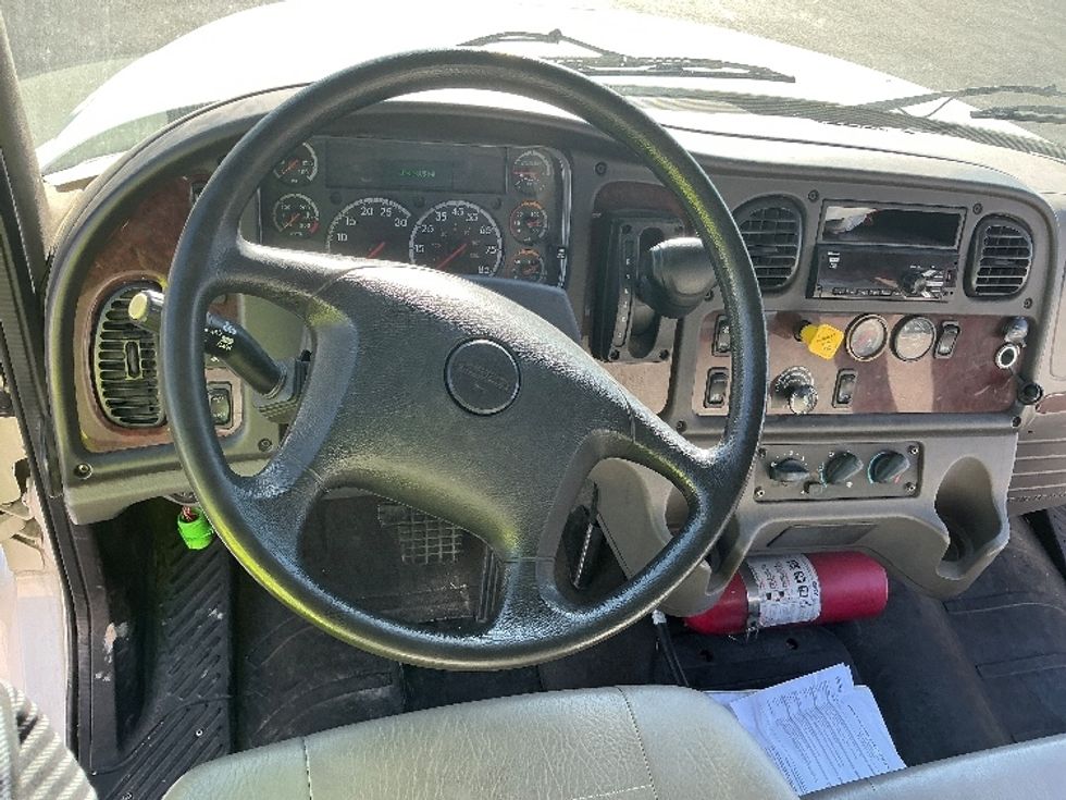 Flatbed Truck-Light and Medium Duty Trucks-Freightliner-2019-M2-Las Vegas-NV-110,185\n\t\tmiles-$ 55,000 - Image 17