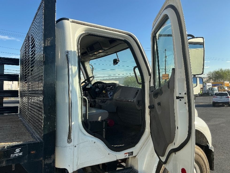 Flatbed Truck-Light and Medium Duty Trucks-Freightliner-2019-M2-Las Vegas-NV-110,185\n\t\tmiles-$ 55,000 - Image 20
