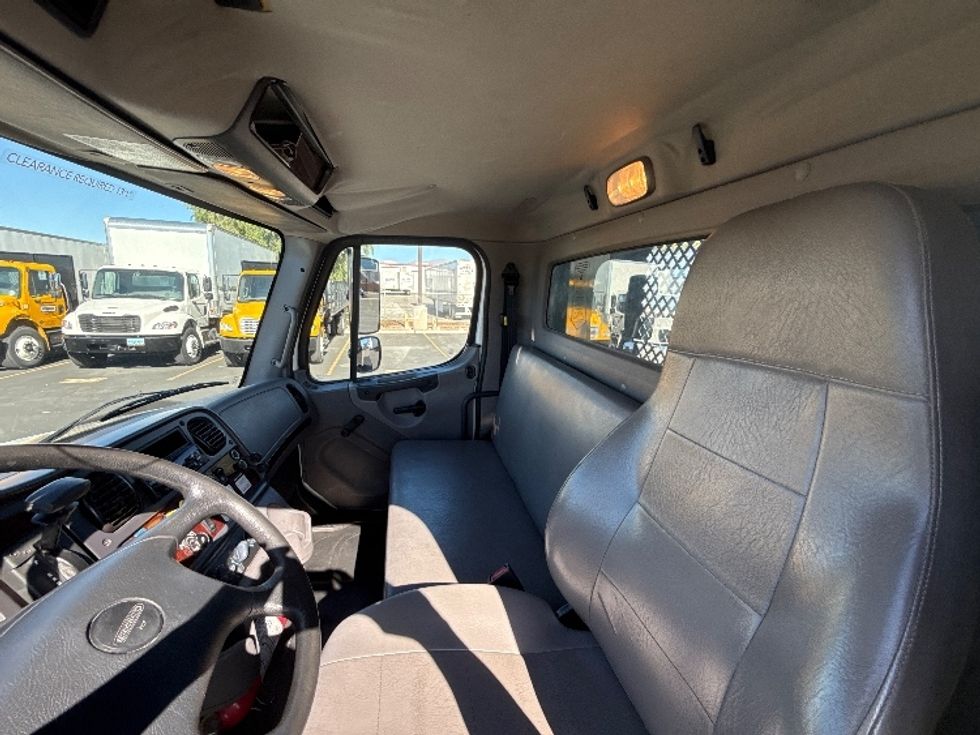 Flatbed Truck-Light and Medium Duty Trucks-Freightliner-2019-M2-Las Vegas-NV-77,945\n\t\tmiles-$ 59,500 - Image 17
