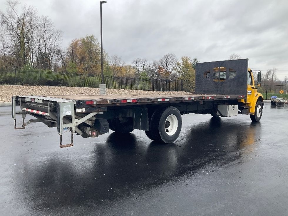 Flatbed Truck-Light and Medium Duty Trucks-Freightliner-2019-M2-Louisville-KY-125,277\n\t\tmiles-$ 62,250 - Image 9