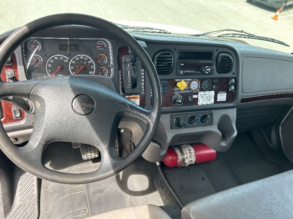 Flatbed Truck-Light and Medium Duty Trucks-Freightliner-2019-M2-Louisville-KY-137,579\n\t\tmiles-$ 58,750 - Image 15