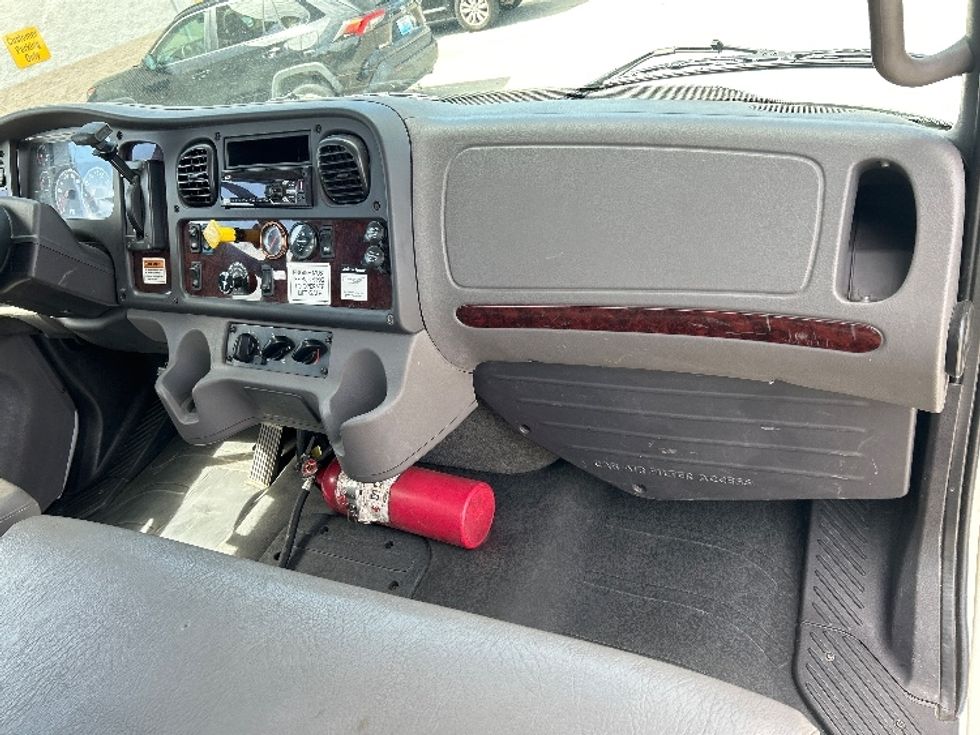 Flatbed Truck-Light and Medium Duty Trucks-Freightliner-2019-M2-Louisville-KY-137,579\n\t\tmiles-$ 58,750 - Image 18