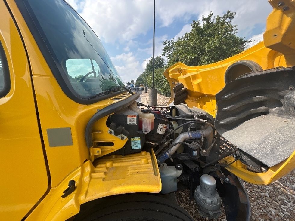 Flatbed Truck-Light and Medium Duty Trucks-Freightliner-2019-M2-Lowell-AR-102,277\n\t\tmiles-$ 52,500 - Image 19