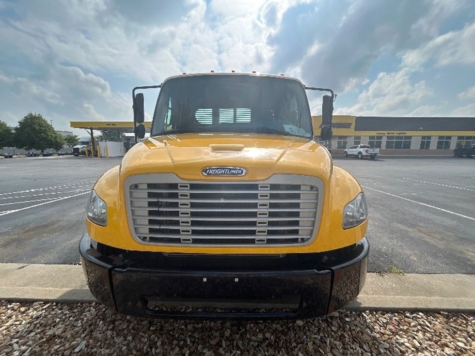 Flatbed Truck-Light and Medium Duty Trucks-Freightliner-2019-M2-Lowell-AR-102,277\n\t\tmiles-$ 52,500 - Image 2