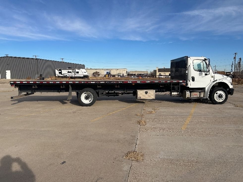 Flatbed Truck-Light and Medium Duty Trucks-Freightliner-2019-M2-Lubbock-TX-100,390\n\t\tmiles-$ 53,500 - Image 13