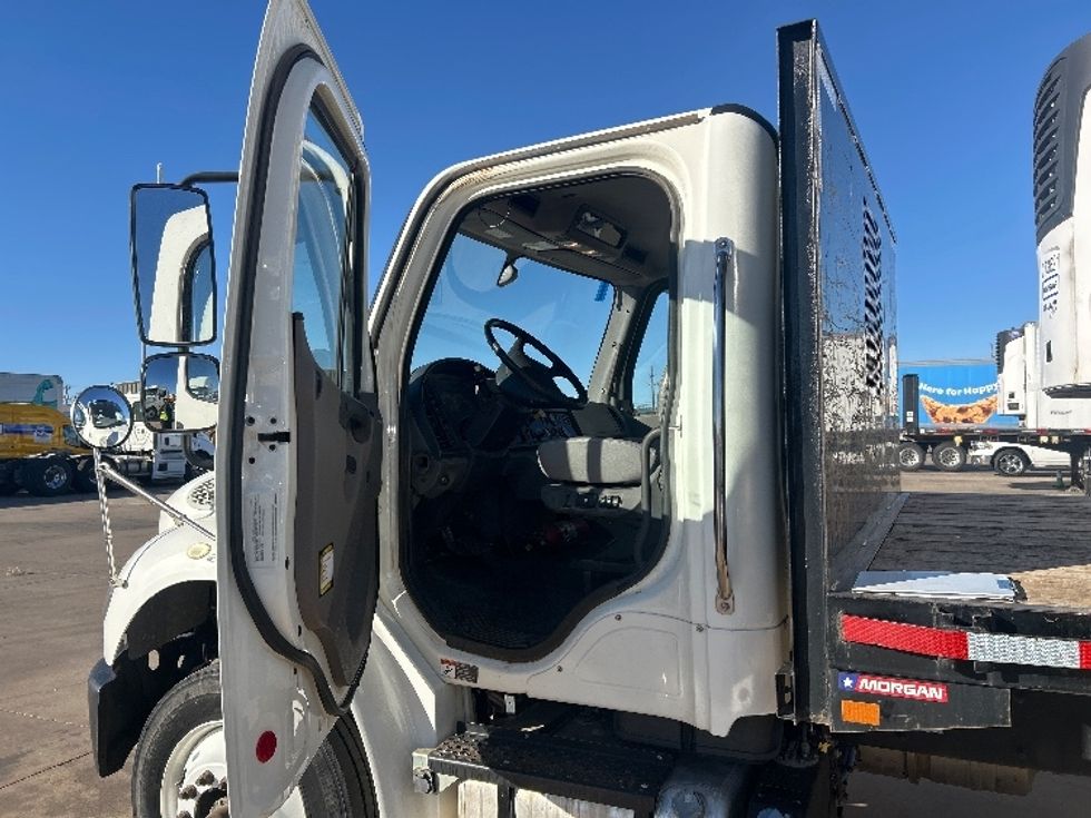 Flatbed Truck-Light and Medium Duty Trucks-Freightliner-2019-M2-Lubbock-TX-100,390\n\t\tmiles-$ 53,500 - Image 14