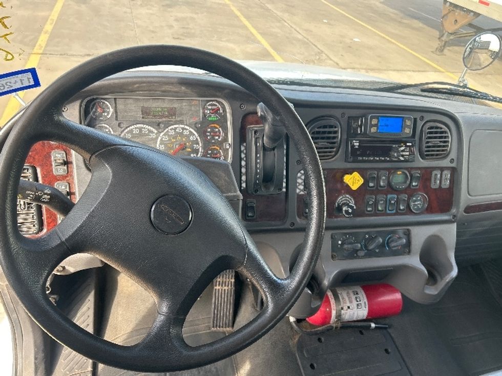 Flatbed Truck-Light and Medium Duty Trucks-Freightliner-2019-M2-Lubbock-TX-100,390\n\t\tmiles-$ 53,500 - Image 16