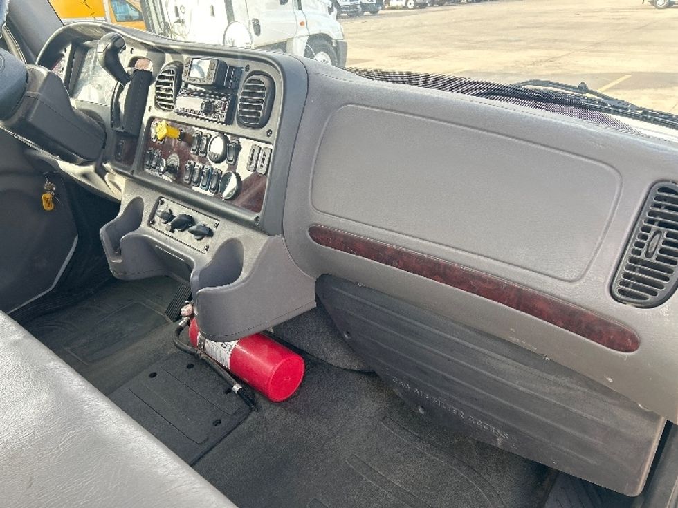 Flatbed Truck-Light and Medium Duty Trucks-Freightliner-2019-M2-Lubbock-TX-100,390\n\t\tmiles-$ 53,500 - Image 20