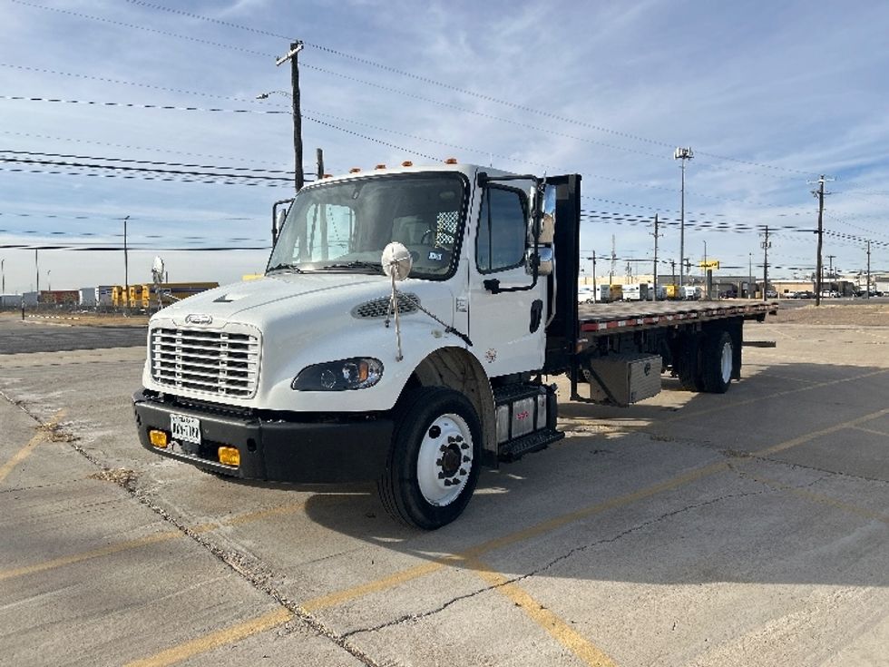 Flatbed Truck-Light and Medium Duty Trucks-Freightliner-2019-M2-Lubbock-TX-100,390\n\t\tmiles-$ 53,500 - Image 3