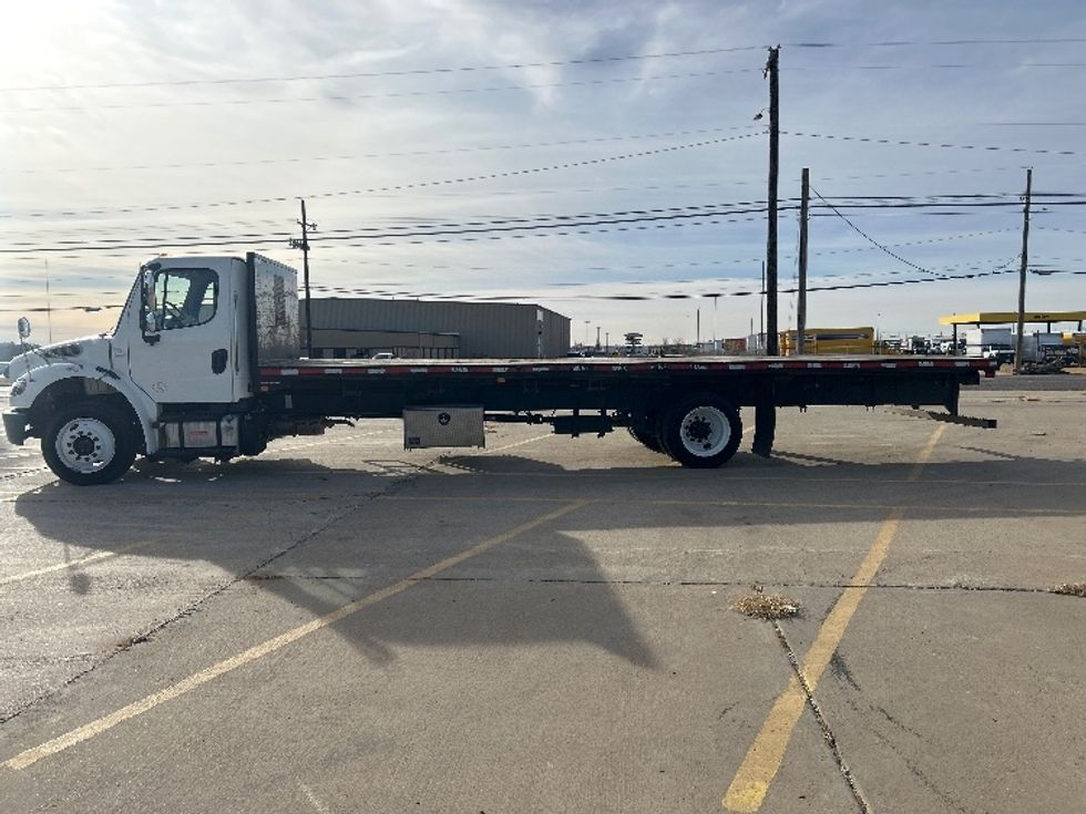 Flatbed Truck-Light and Medium Duty Trucks-Freightliner-2019-M2-Lubbock-TX-100,390\n\t\tmiles-$ 53,500 - Image 4