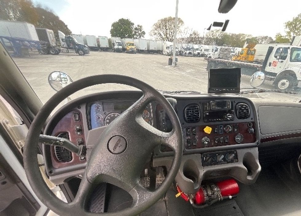 Flatbed Truck-Light and Medium Duty Trucks-Freightliner-2019-M2-Medley-FL-182,782\n\t\tmiles-$ 49,500 - Image 15