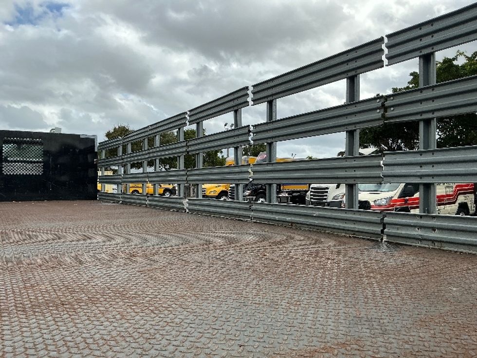 Flatbed Truck-Light and Medium Duty Trucks-Freightliner-2019-M2-Medley-FL-80,171\n\t\tmiles-$ 57,750 - Image 12