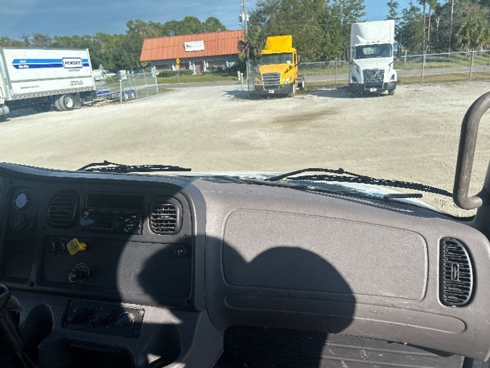 Flatbed Truck-Light and Medium Duty Trucks-Freightliner-2019-M2-Melbourne-FL-254,012\n\t\tmiles-$ 42,250 - Image 20