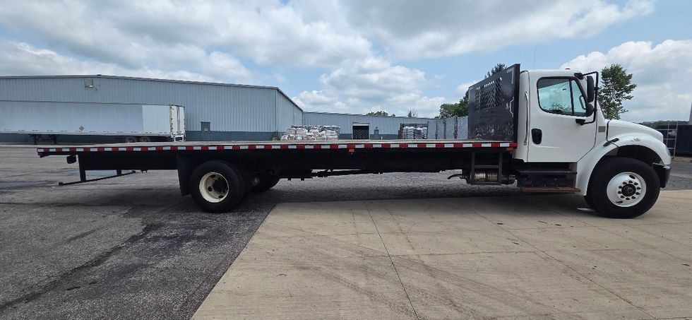 Flatbed Truck-Light and Medium Duty Trucks-Freightliner-2019-M2-Middlefield-OH-30,340\n\t\tmiles-$ 47,000 - Image 11