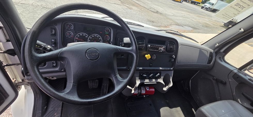 Flatbed Truck-Light and Medium Duty Trucks-Freightliner-2019-M2-Middlefield-OH-30,340\n\t\tmiles-$ 47,000 - Image 13