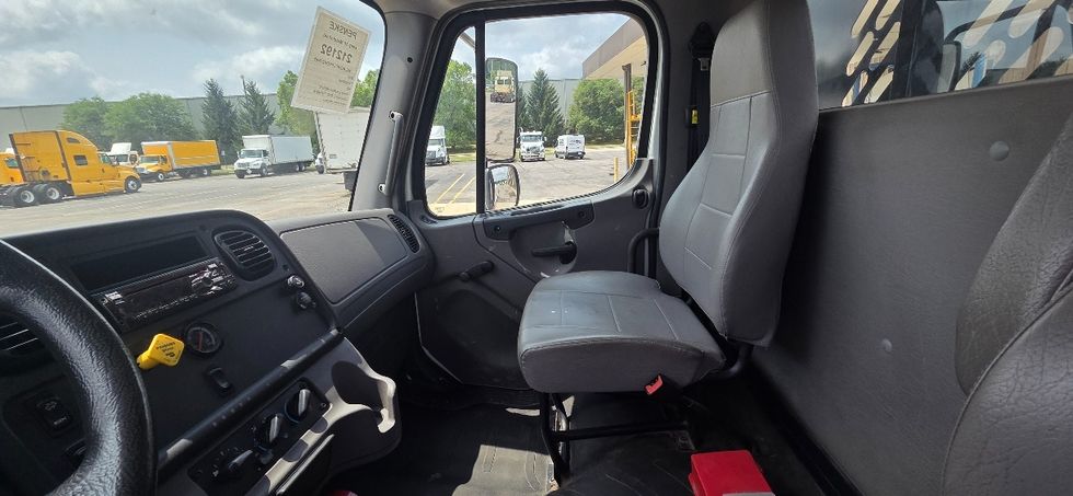 Flatbed Truck-Light and Medium Duty Trucks-Freightliner-2019-M2-Middlefield-OH-30,340\n\t\tmiles-$ 47,000 - Image 14