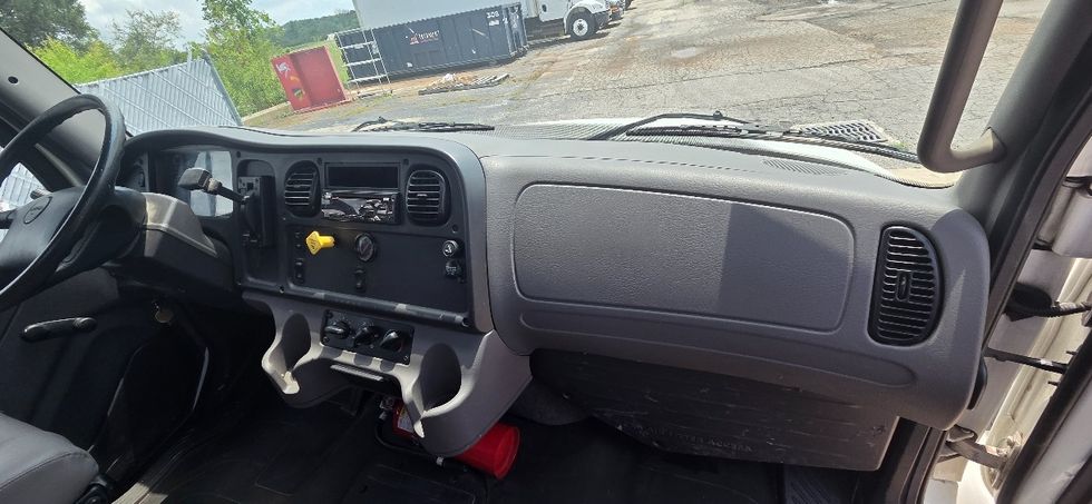 Flatbed Truck-Light and Medium Duty Trucks-Freightliner-2019-M2-Middlefield-OH-30,340\n\t\tmiles-$ 47,000 - Image 16