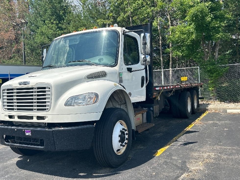 Flatbed Truck-Light and Medium Duty Trucks-Freightliner-2019-M2-Middlefield-OH-316,638\n\t\tmiles-$ 40,750 - Image 3