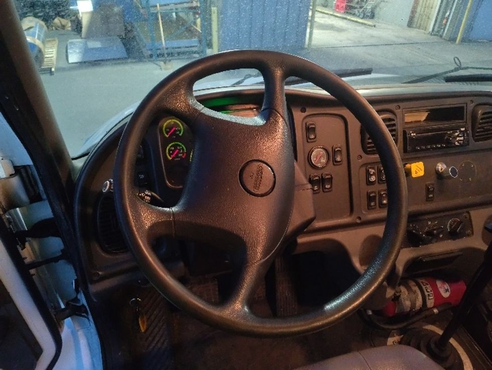 Flatbed Truck-Light and Medium Duty Trucks-Freightliner-2019-M2-Minoa-NY-289,849\n\t\tmiles-$ 46,000 - Image 17