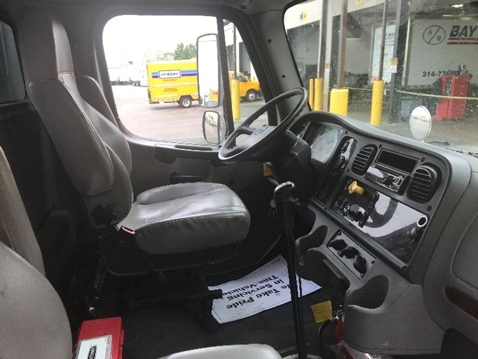 Flatbed Truck-Light and Medium Duty Trucks-Freightliner-2019-M2-Moberly-MO-203,234\n\t\tmiles-$ 56,750 - Image 22