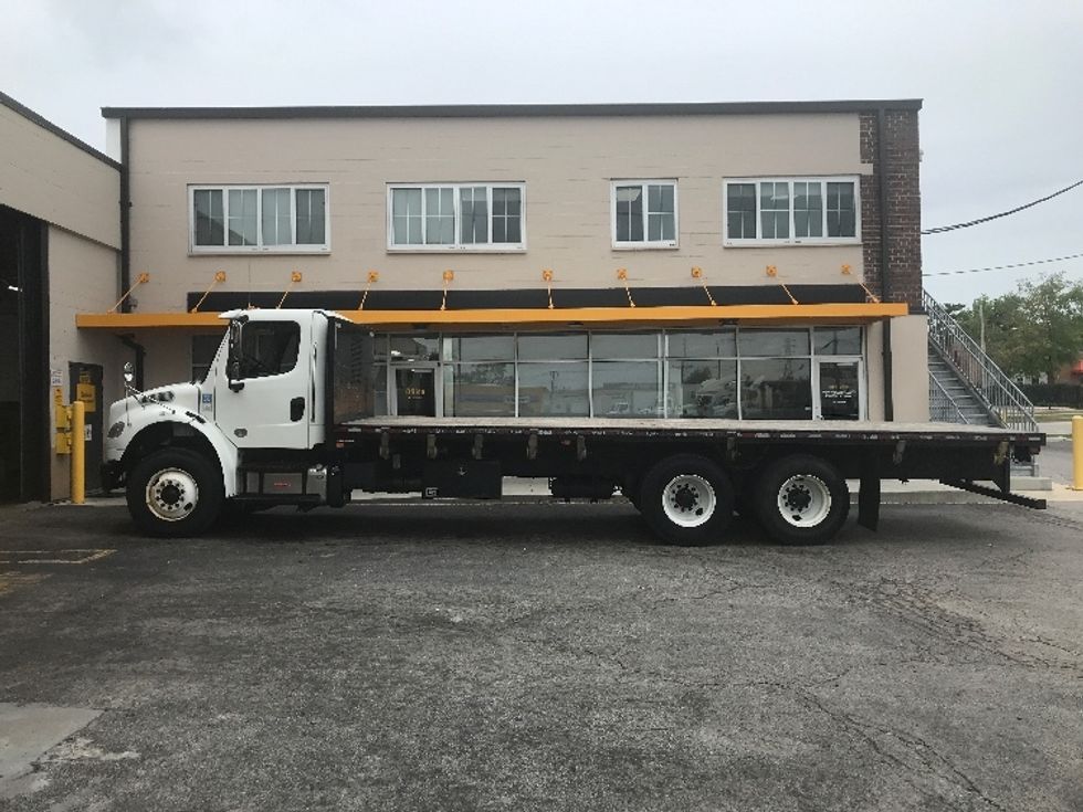 Flatbed Truck-Light and Medium Duty Trucks-Freightliner-2019-M2-Moberly-MO-203,234\n\t\tmiles-$ 56,750 - Image 4