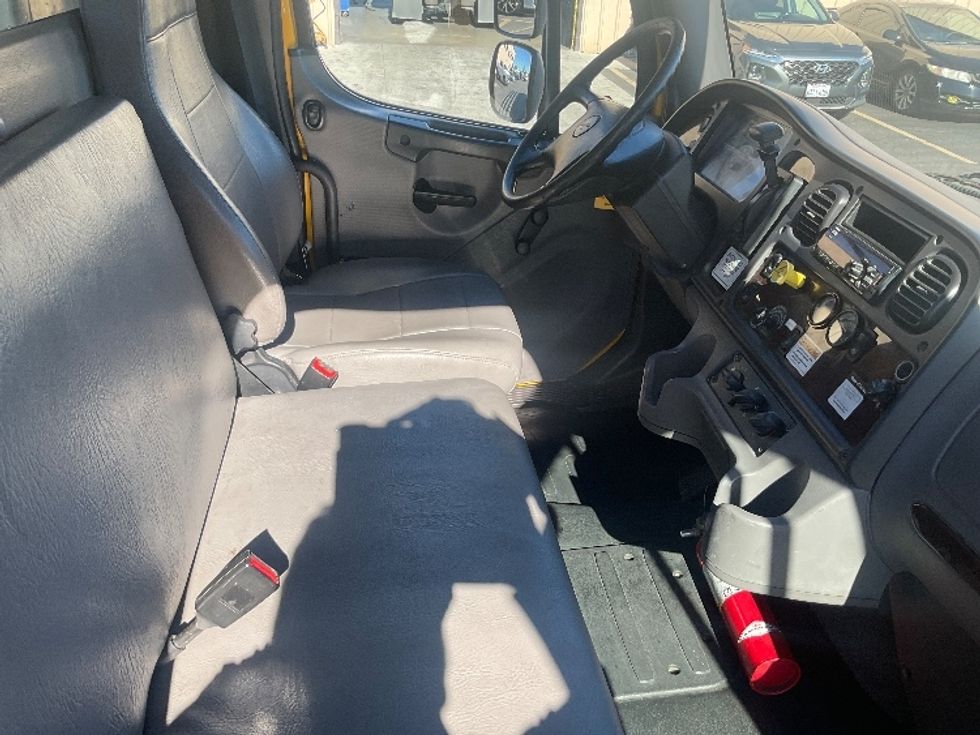 Flatbed Truck-Light and Medium Duty Trucks-Freightliner-2019-M2-Montebello-CA-129,096\n\t\tmiles-$ 51,250 - Image 22