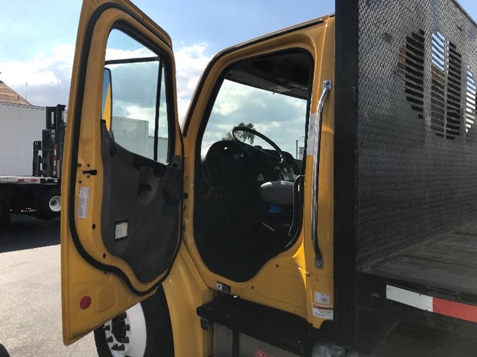 Flatbed Truck-Light and Medium Duty Trucks-Freightliner-2019-M2-Montebello-CA-130,210\n\t\tmiles-$ 58,000 - Image 16