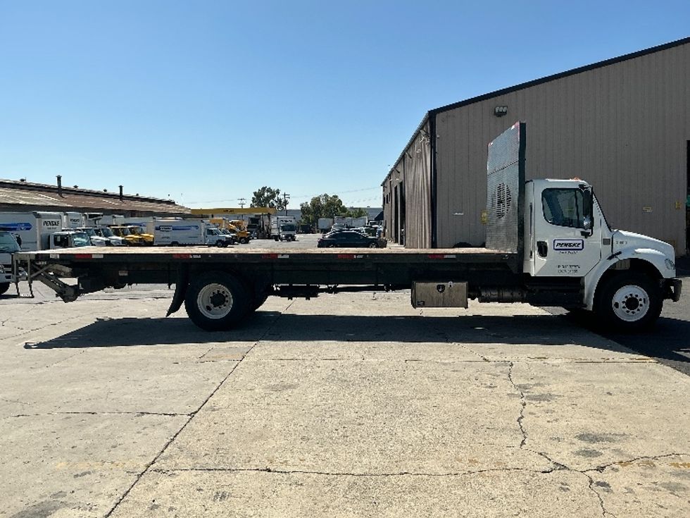 Flatbed Truck-Light and Medium Duty Trucks-Freightliner-2019-M2-Montebello-CA-166,930\n\t\tmiles-$ 52,250 - Image 13