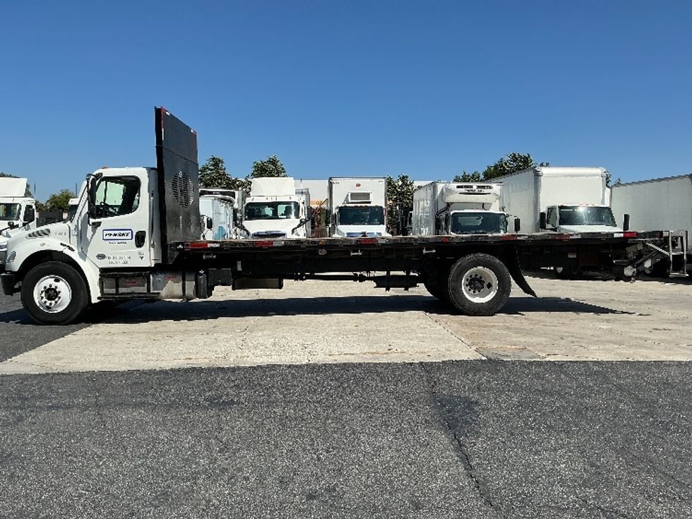 Flatbed Truck-Light and Medium Duty Trucks-Freightliner-2019-M2-Montebello-CA-166,930\n\t\tmiles-$ 52,250 - Image 4