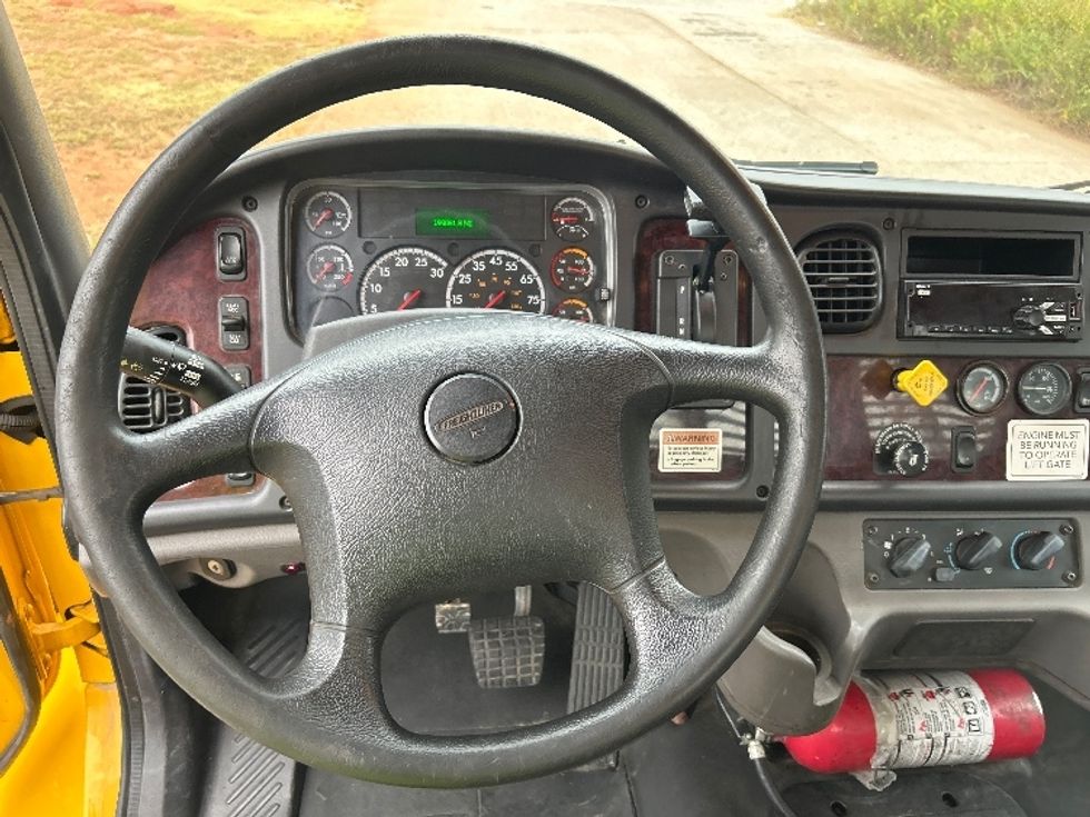 Flatbed Truck-Light and Medium Duty Trucks-Freightliner-2019-M2-Montgomery-AL-199,242\n\t\tmiles-$ 44,250 - Image 15