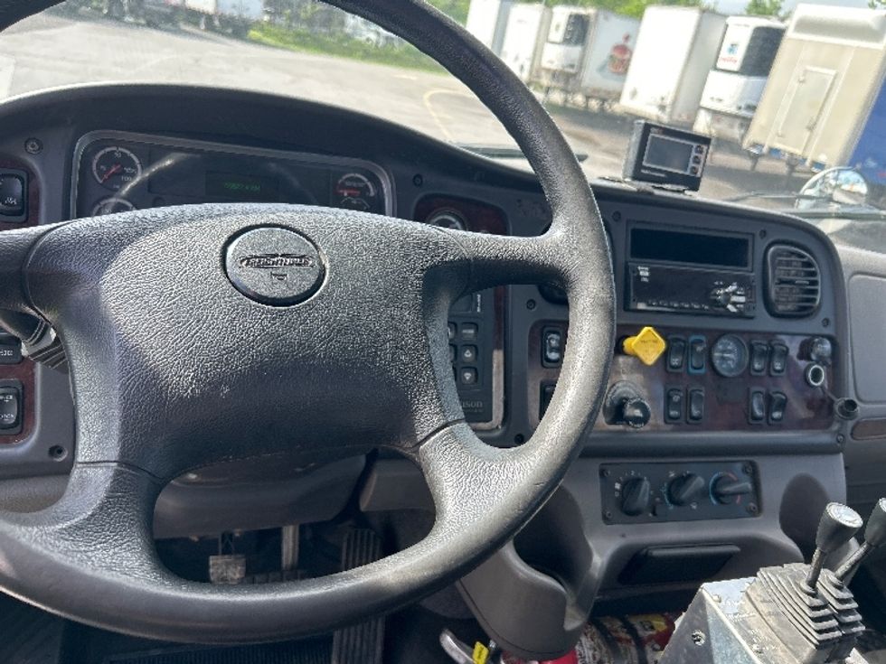 Flatbed Truck-Light and Medium Duty Trucks-Freightliner-2019-M2-Montreal-PQ-217,390\n\t\tkm-$ 86,250 - Image 16