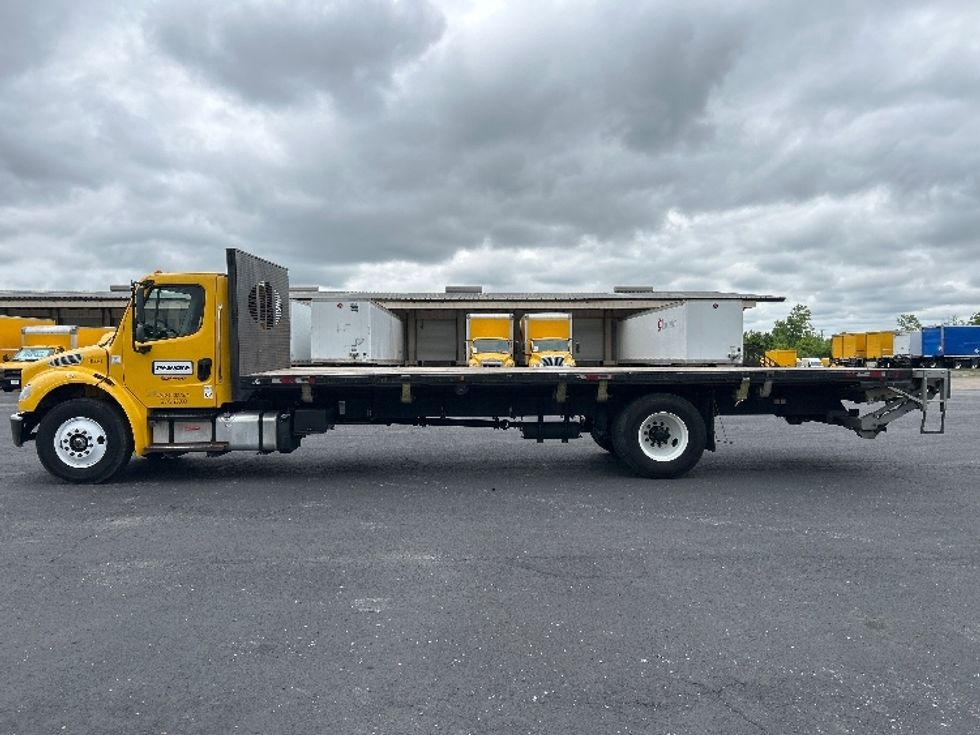 Flatbed Truck-Light and Medium Duty Trucks-Freightliner-2019-M2-Nashville (Mount Juliet)-TN-189,227\n\t\tmiles-$ 45,750 - Image 4