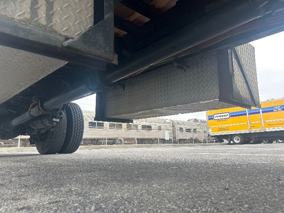 Flatbed Truck-Light and Medium Duty Trucks-Freightliner-2019-M2-Nashville (Mount Juliet)-TN-69,000\n\t\tmiles-$ 69,250 - Image 12