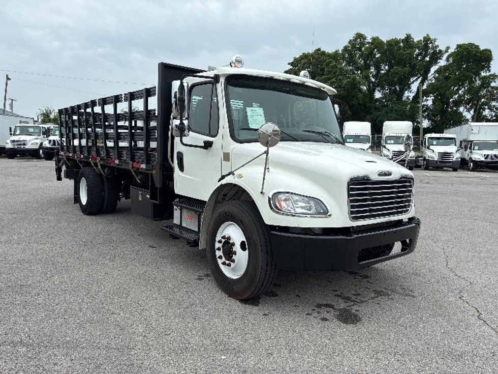Flatbed Truck-Light and Medium Duty Trucks-Freightliner-2019-M2-Nashville-TN-78,271\n\t\tmiles-$ 41,500 - Image 1