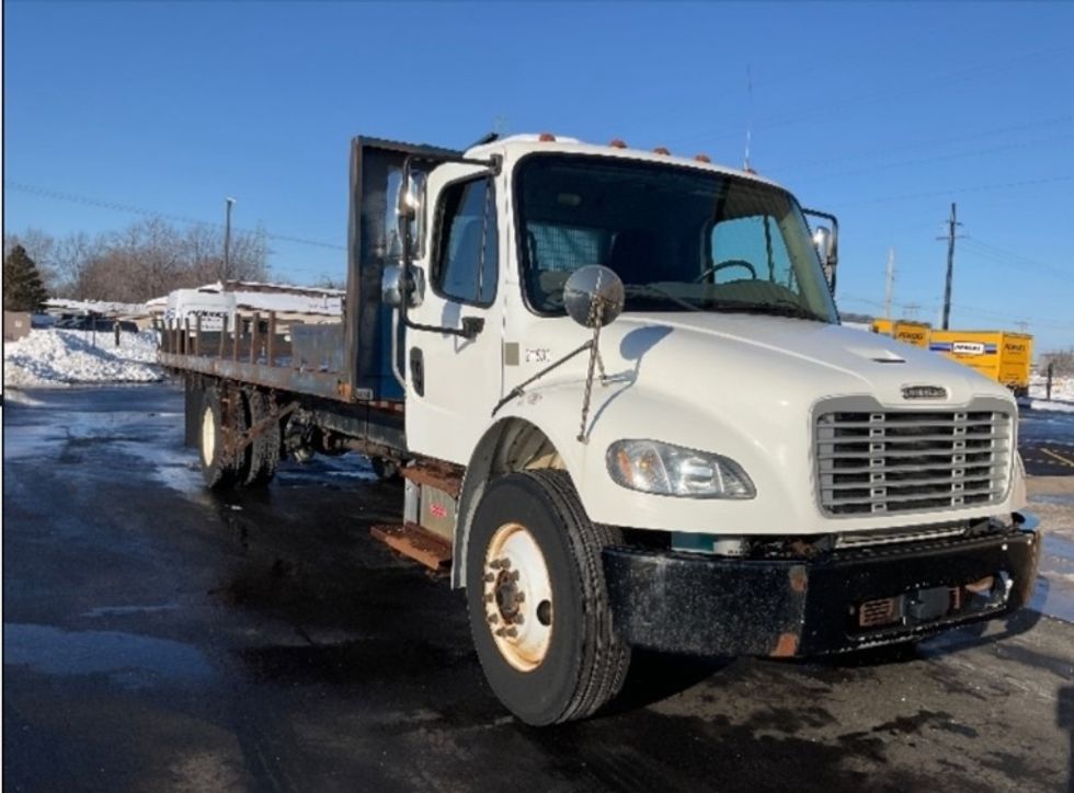 Flatbed Truck-Light and Medium Duty Trucks-Freightliner-2019-M2-Neenah-WI-165,923\n\t\tmiles-$ 45,750 - Image 1