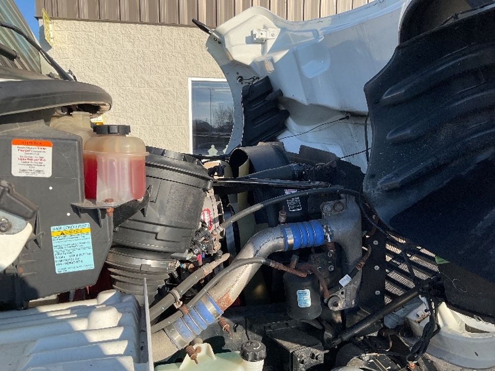 Flatbed Truck-Light and Medium Duty Trucks-Freightliner-2019-M2-Neenah-WI-165,923\n\t\tmiles-$ 45,750 - Image 21