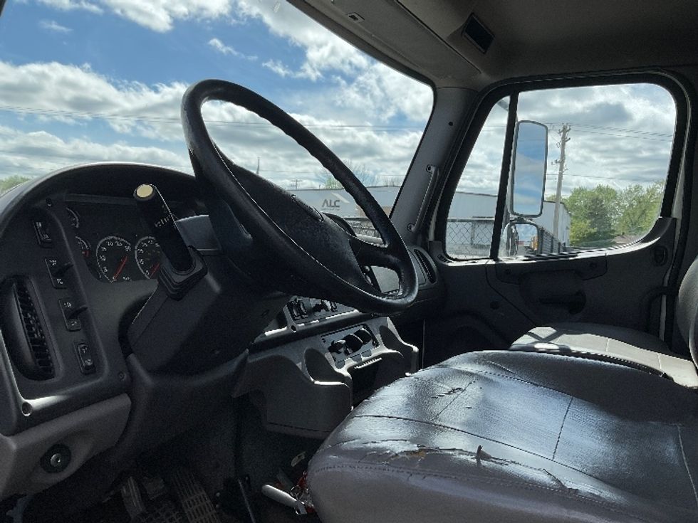 Flatbed Truck-Light and Medium Duty Trucks-Freightliner-2019-M2-Neenah-WI-397,641\n\t\tmiles-$ 20,000 - Image 15