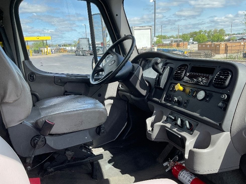 Flatbed Truck-Light and Medium Duty Trucks-Freightliner-2019-M2-Neenah-WI-397,641\n\t\tmiles-$ 20,000 - Image 20