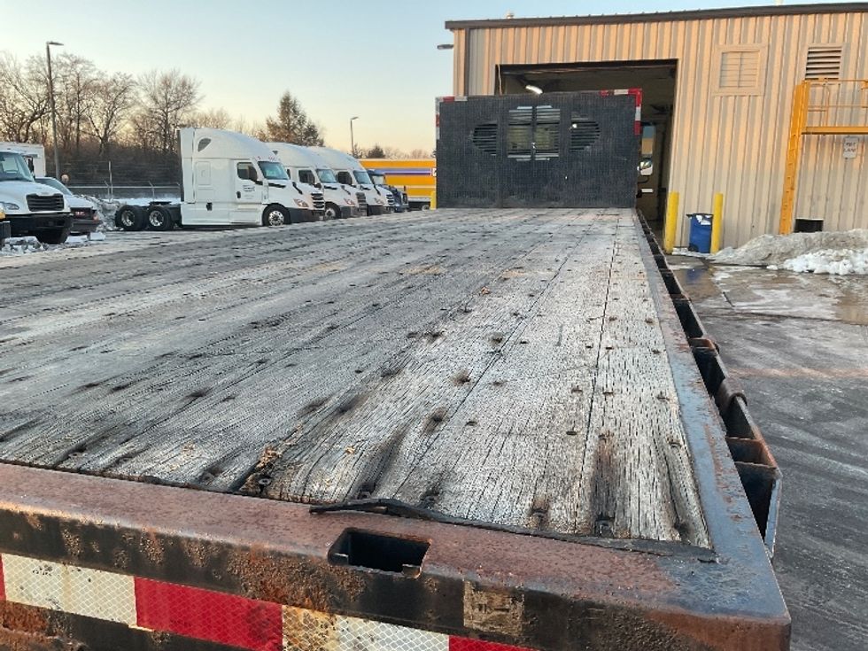 Flatbed Truck-Light and Medium Duty Trucks-Freightliner-2019-M2-New Castle-DE-118,675\n\t\tmiles-$ 45,500 - Image 11