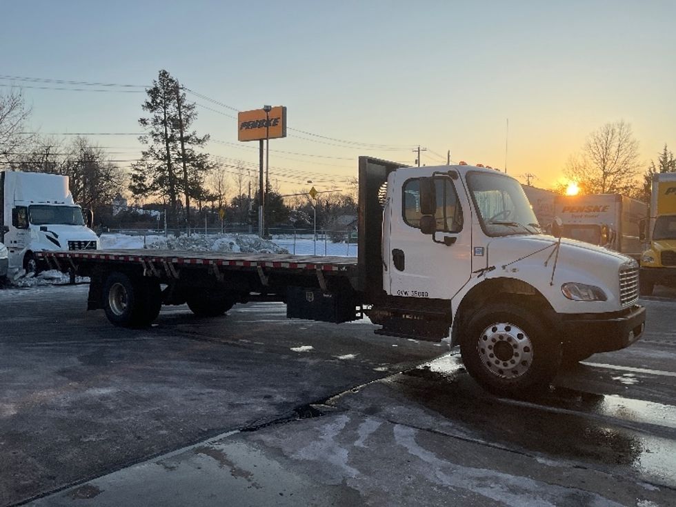 Flatbed Truck-Light and Medium Duty Trucks-Freightliner-2019-M2-New Castle-DE-118,675\n\t\tmiles-$ 45,500 - Image 15