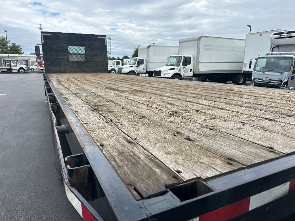 Flatbed Truck-Light and Medium Duty Trucks-Freightliner-2019-M2-New Castle-DE-277,376\n\t\tmiles-$ 49,750 - Image 11