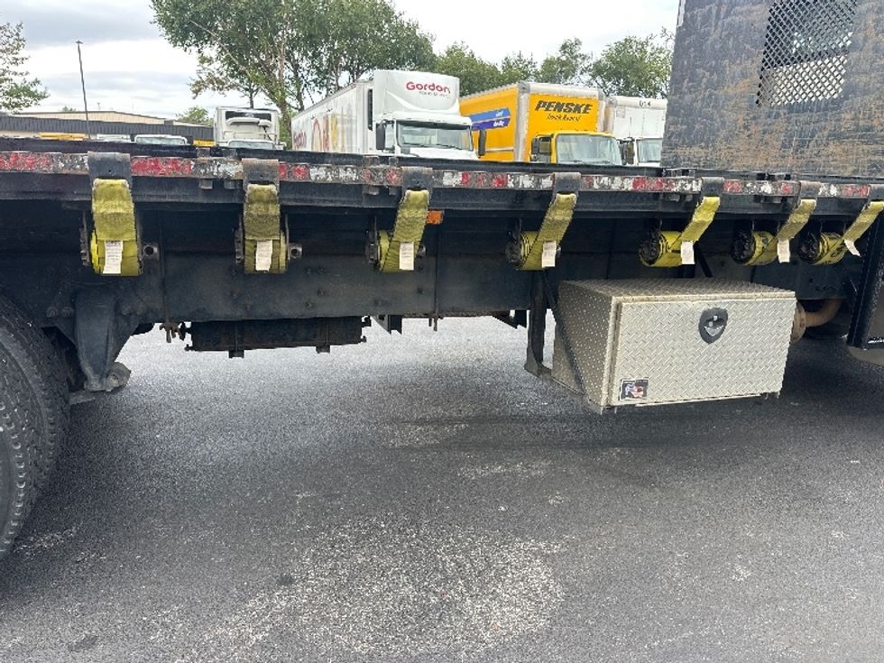 Flatbed Truck-Light and Medium Duty Trucks-Freightliner-2019-M2-New Castle-DE-277,376\n\t\tmiles-$ 49,750 - Image 13