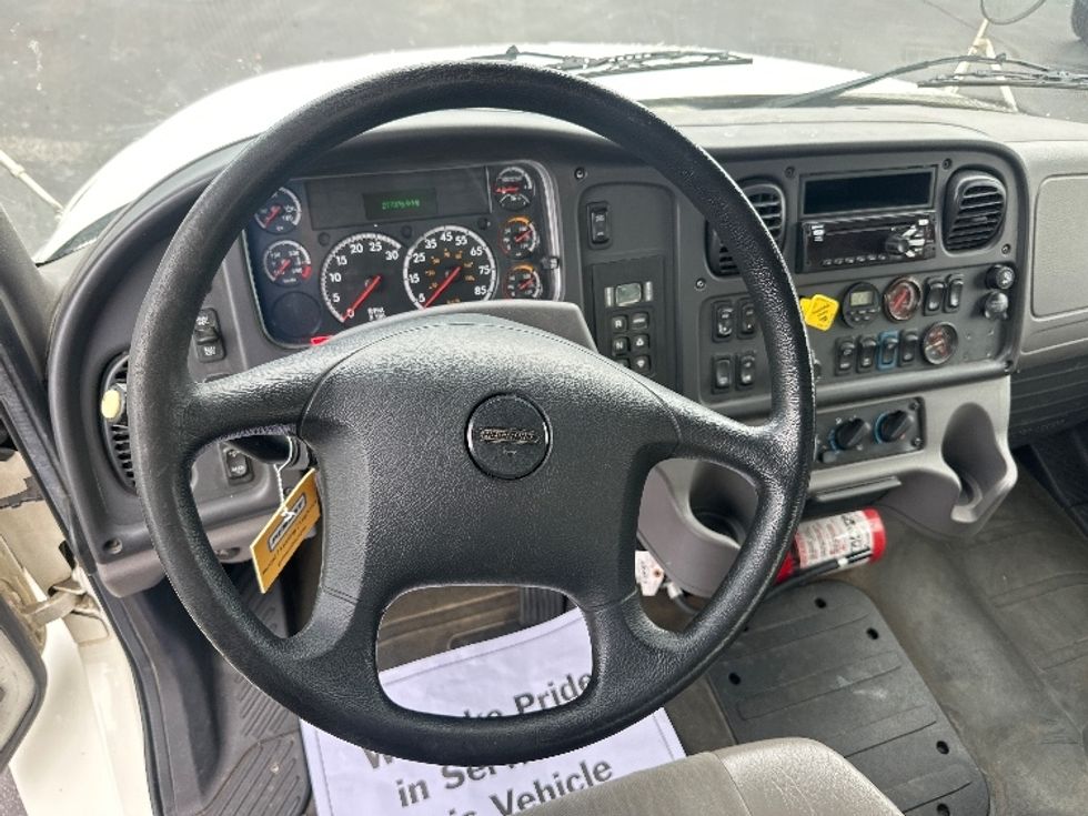 Flatbed Truck-Light and Medium Duty Trucks-Freightliner-2019-M2-New Castle-DE-277,376\n\t\tmiles-$ 49,750 - Image 16