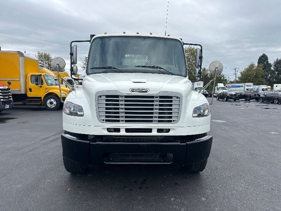 Flatbed Truck-Light and Medium Duty Trucks-Freightliner-2019-M2-New Castle-DE-277,376\n\t\tmiles-$ 49,750 - Image 2
