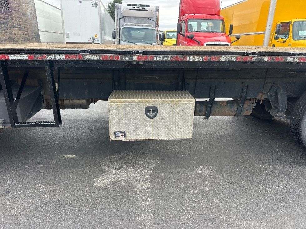 Flatbed Truck-Light and Medium Duty Trucks-Freightliner-2019-M2-New Castle-DE-277,376\n\t\tmiles-$ 49,750 - Image 5