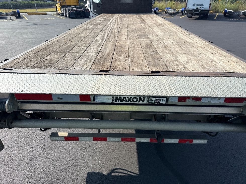 Flatbed Truck-Light and Medium Duty Trucks-Freightliner-2019-M2-Norcross-GA-137,736\n\t\tmiles-$ 59,000 - Image 8