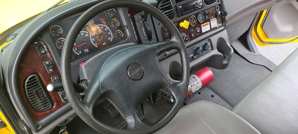 Flatbed Truck-Light and Medium Duty Trucks-Freightliner-2019-M2-Norcross-GA-164,031\n\t\tmiles-$ 49,500 - Image 18