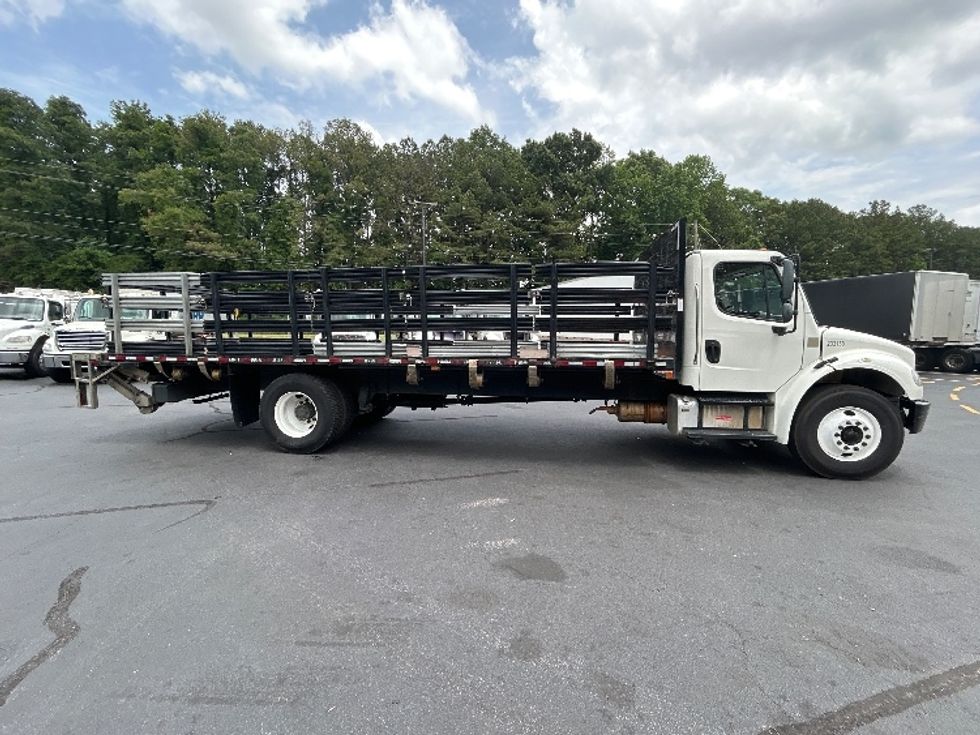 Flatbed Truck-Light and Medium Duty Trucks-Freightliner-2019-M2-Norcross-GA-191,097\n\t\tmiles-$ 42,500 - Image 14
