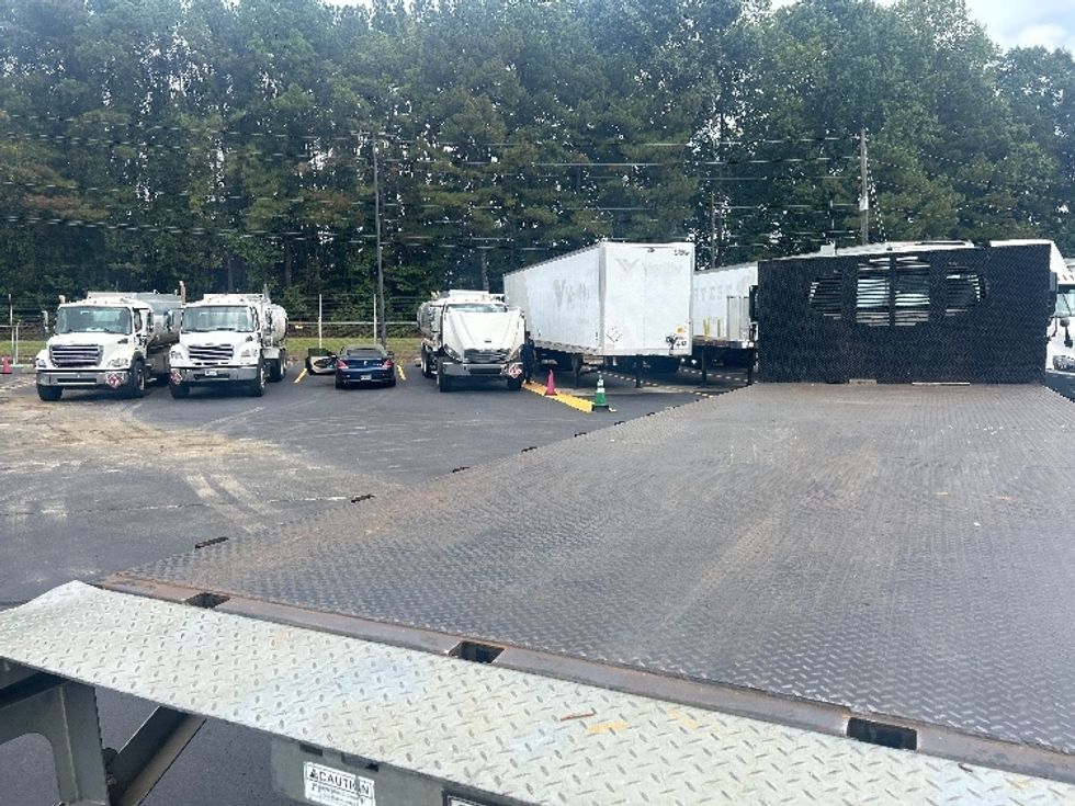 Flatbed Truck-Light and Medium Duty Trucks-Freightliner-2019-M2-Norcross-GA-223,840\n\t\tmiles-$ 42,500 - Image 11